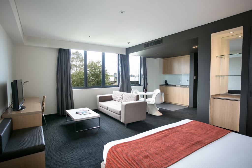 Alpha Hotel Eastern Creek Ngoại thất bức ảnh