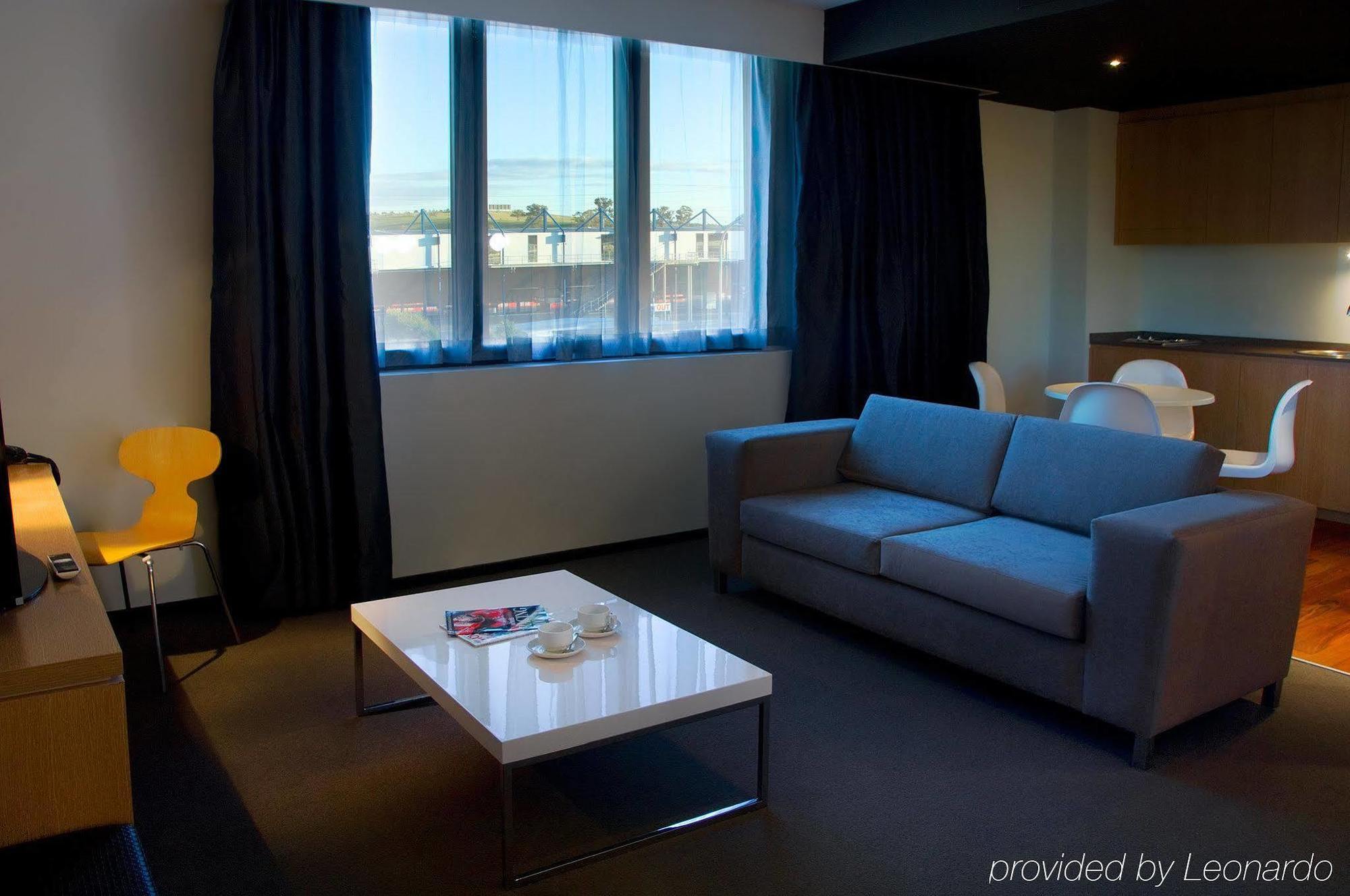 Alpha Hotel Eastern Creek Ngoại thất bức ảnh